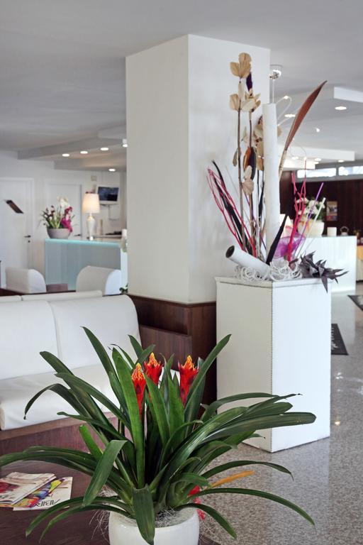 Hotel Bel Air Riccione Eksteriør billede