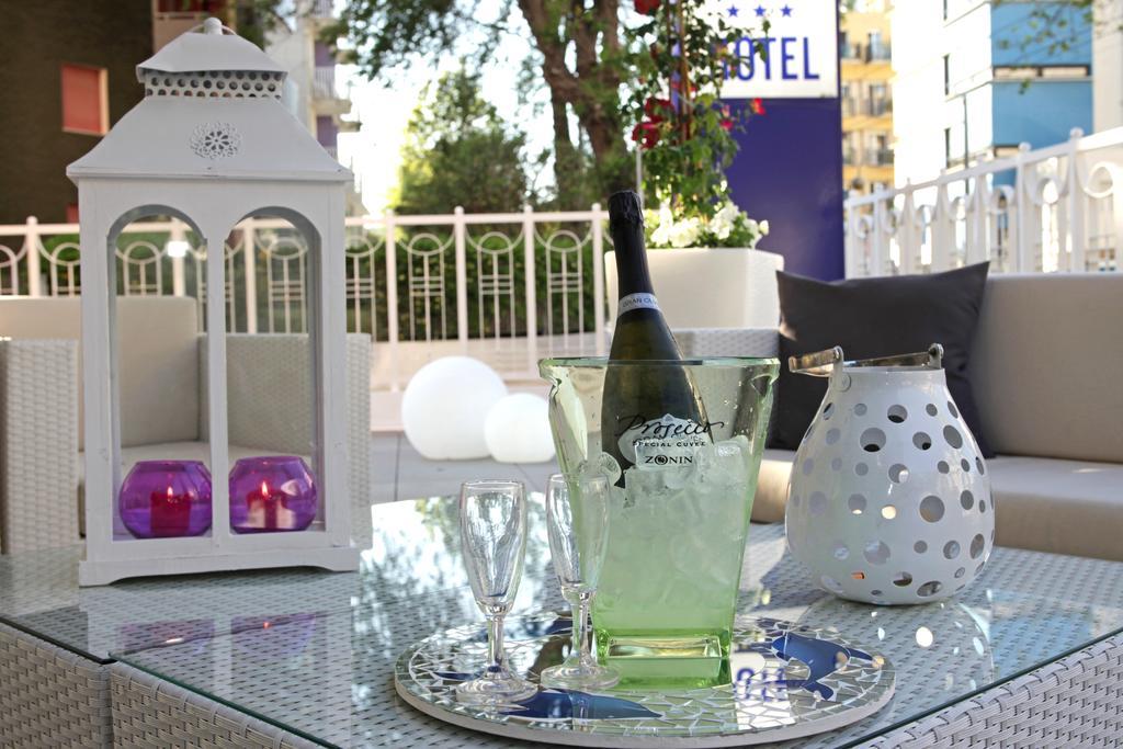 Hotel Bel Air Riccione Eksteriør billede