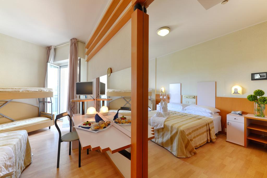 Hotel Bel Air Riccione Værelse billede