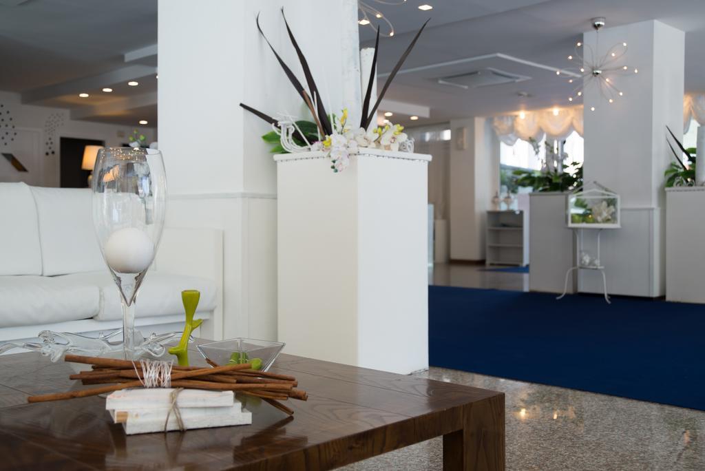 Hotel Bel Air Riccione Eksteriør billede
